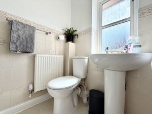 En Suite- click for photo gallery
